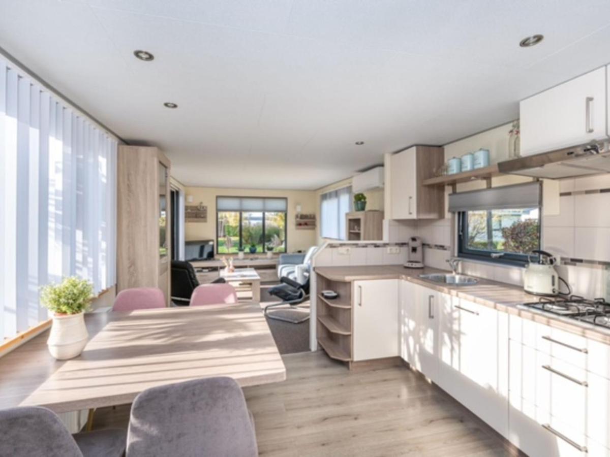Chalet Sea Rocks With View And Garden Goedereede Екстер'єр фото