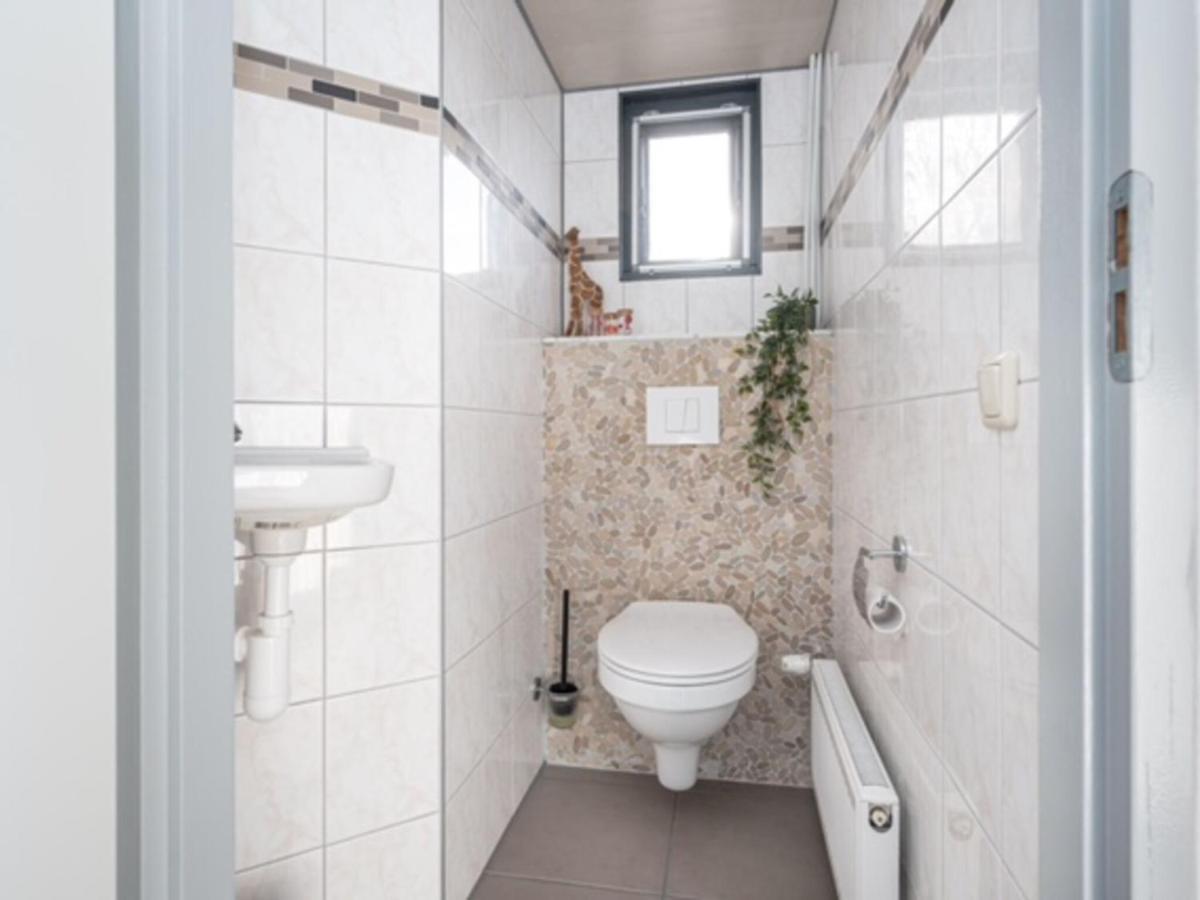 Chalet Sea Rocks With View And Garden Goedereede Екстер'єр фото